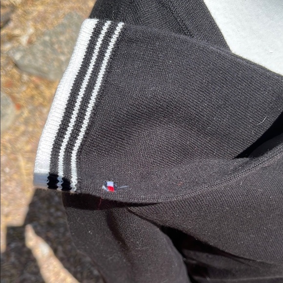 Tommy Hilfiger Black V-Neck Sweater with Logo Accent - Picture 5 of 5